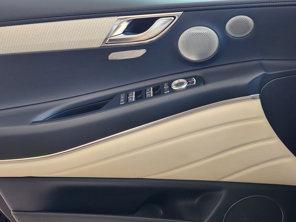 New 2026 Blue Genesis 3.5T Prestige image 16