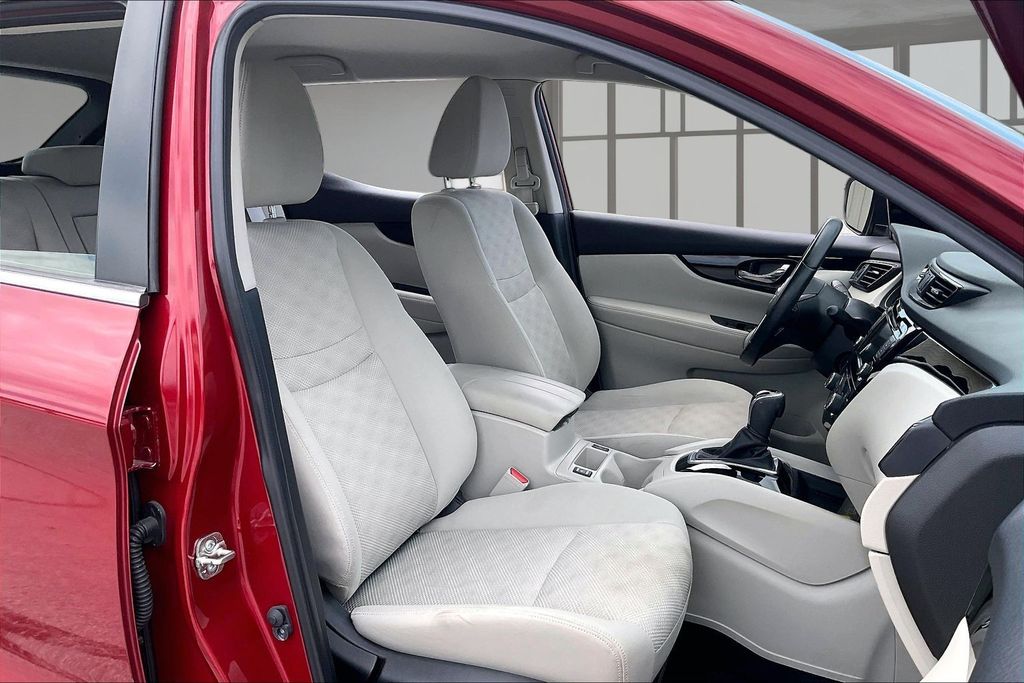 Used 2020 Nissan Rogue Sport SUV