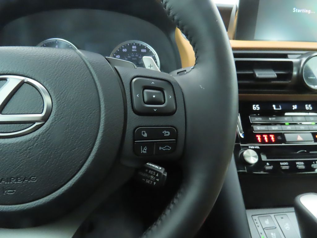 Thumbnail: 2023 Lexus IS - 12