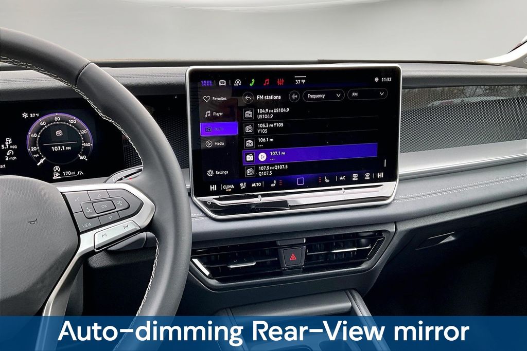 New 2026 White/off-white Volkswagen 2.0T SE image 7