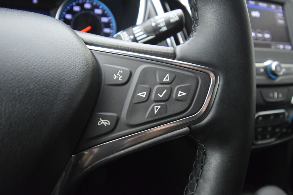 used 2024 Chevrolet Equinox car