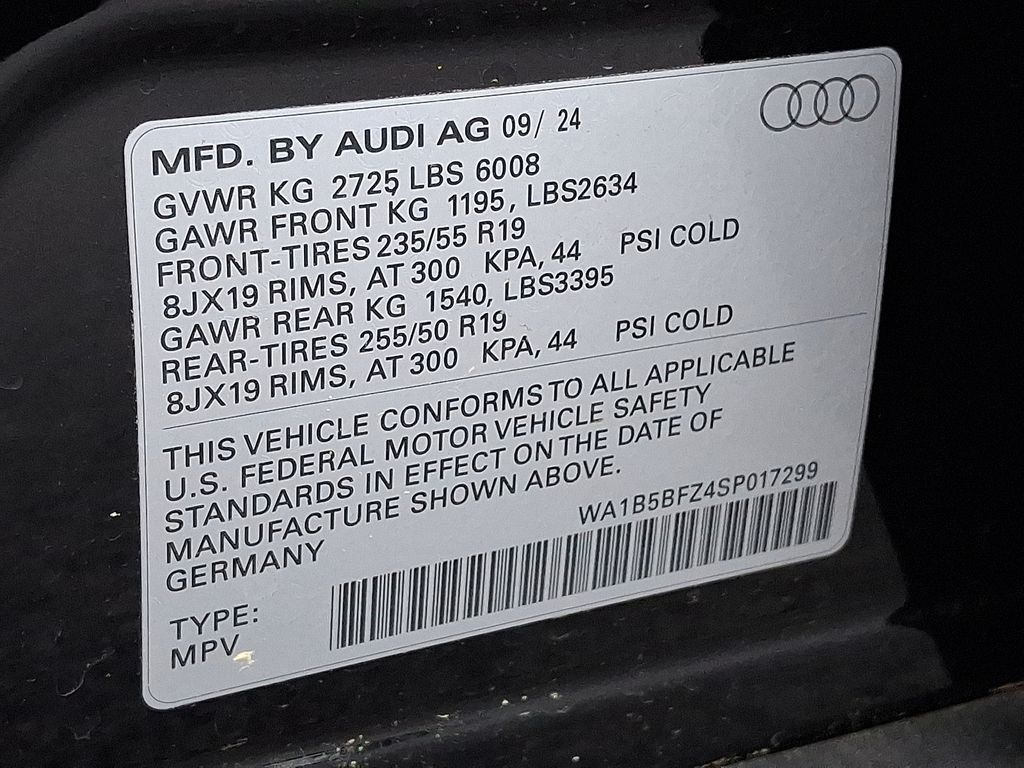 Thumbnail: 2025 Audi Q4 e-tron - 16
