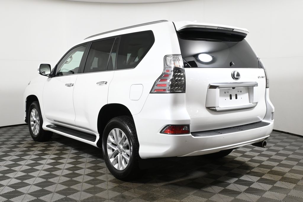 Thumbnail: 2022 Lexus GX - 5