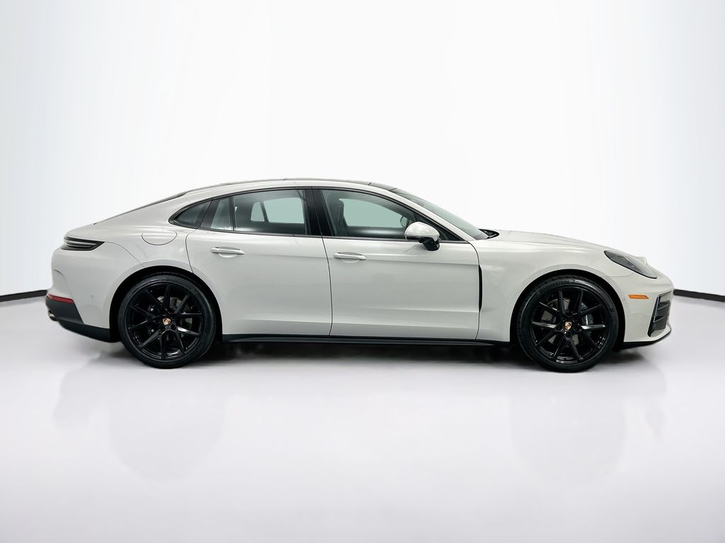 Thumbnail: 2026 Porsche Panamera - 8