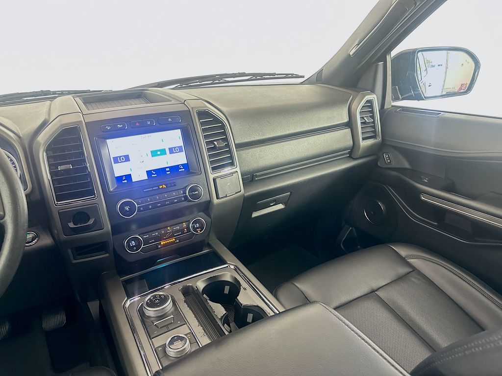 Thumbnail: 2020 Ford Expedition - 26