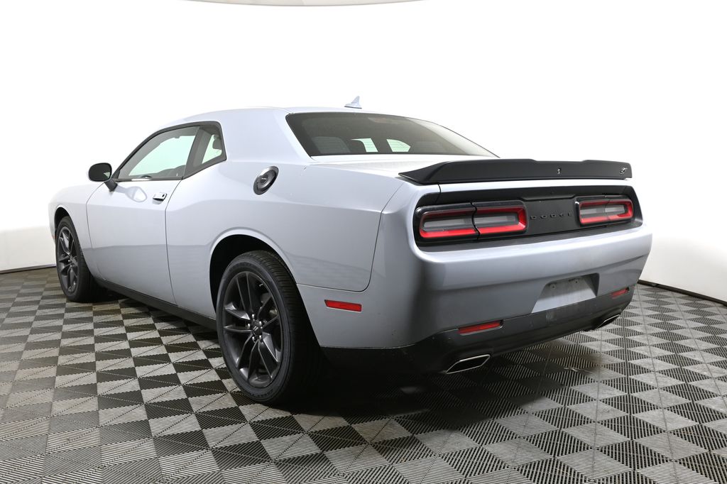 Thumbnail: 2021 Dodge Challenger - 9