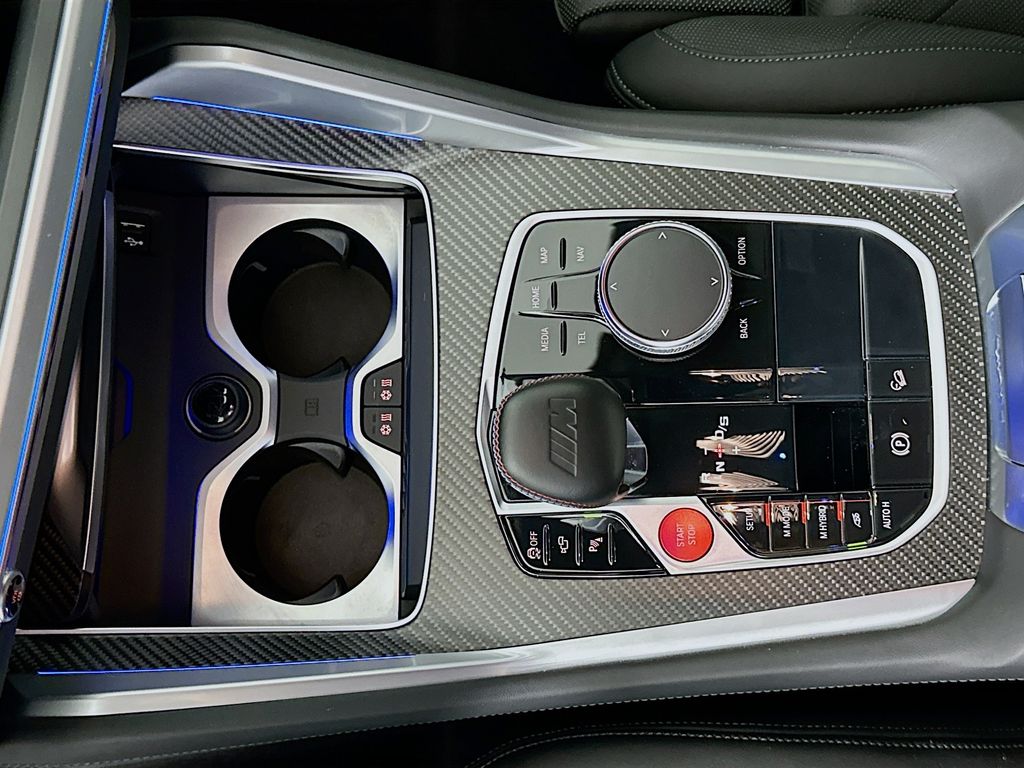 Thumbnail: 2023 BMW XM - 17