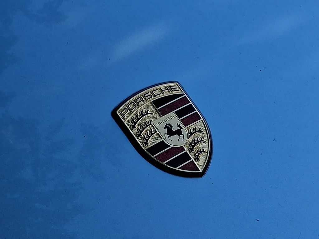 Thumbnail: 2004 Porsche 911 - 4