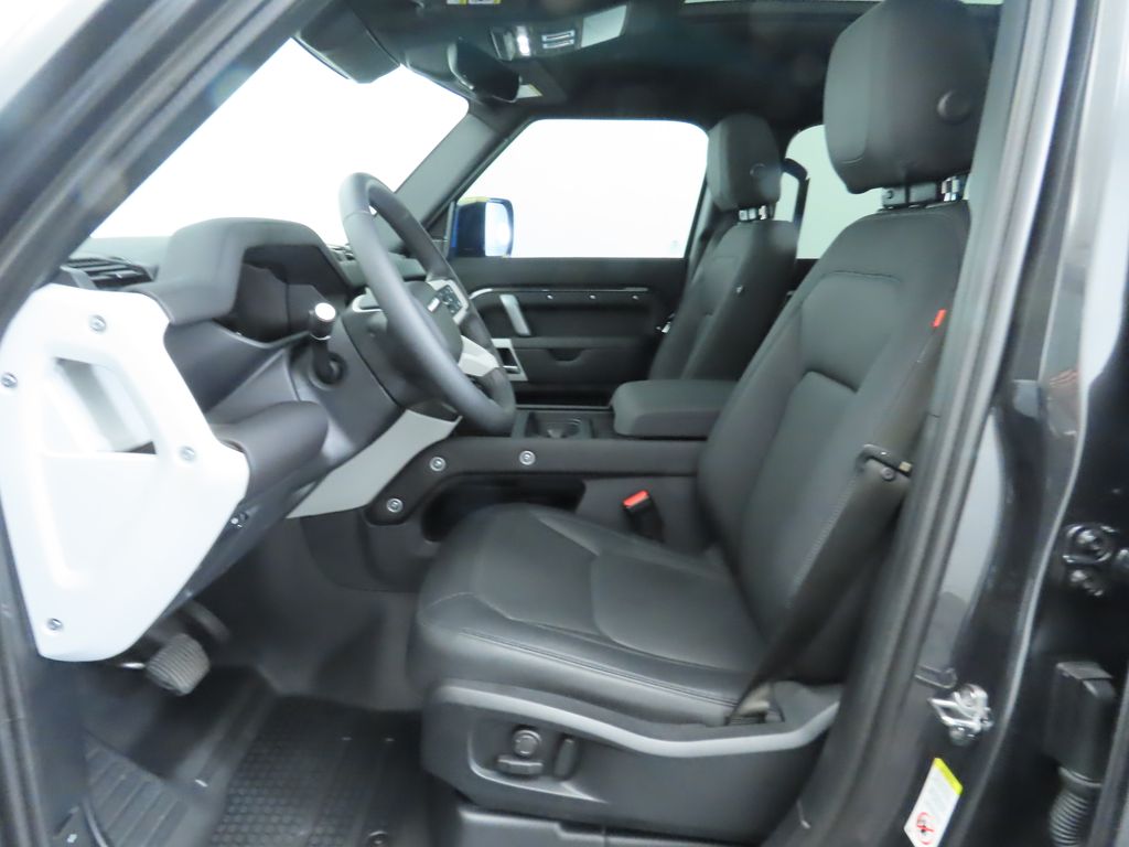 2024 Land Rover Defender 110 20