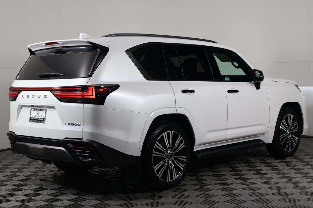 2025 Lexus LX 600 2