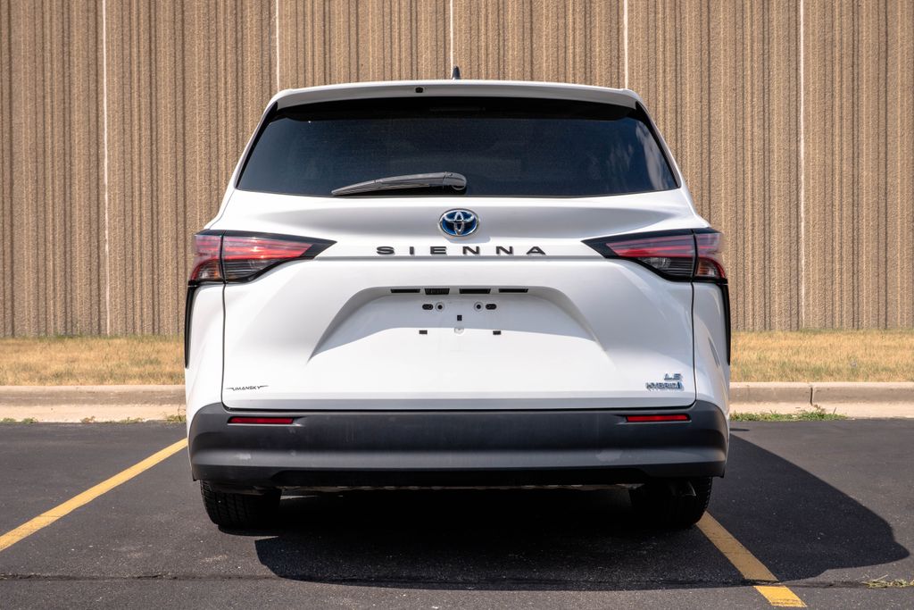Used 2022 Toyota Sienna Van