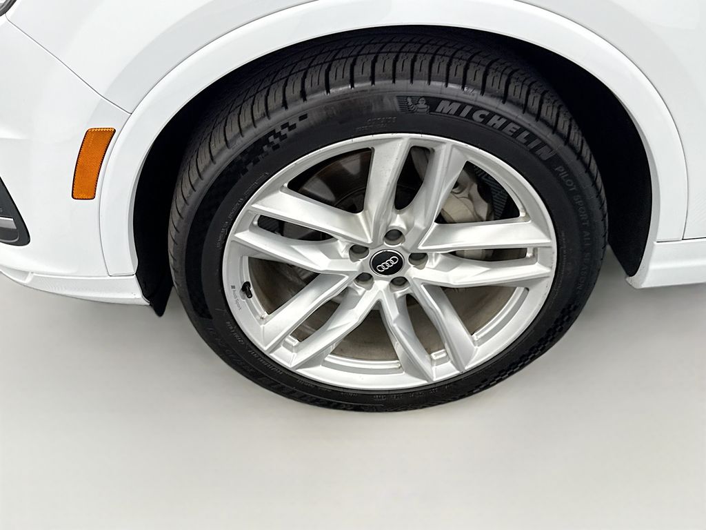 Thumbnail: 2018 Audi Q7 - 29