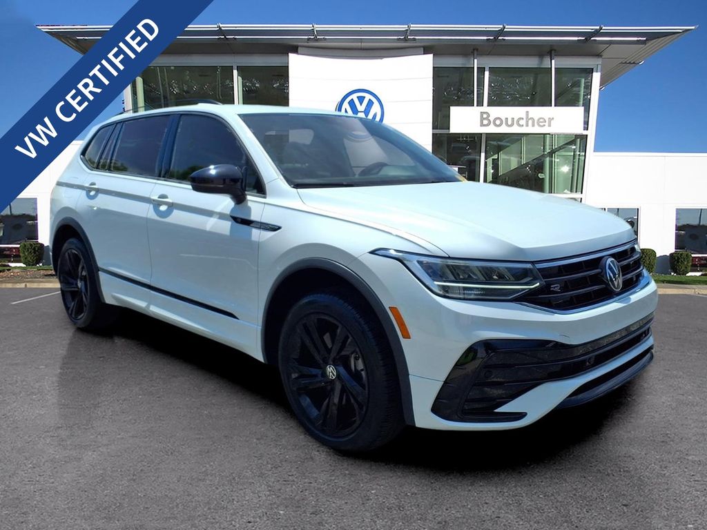 Opal White 2024 Volkswagen Tiguan SUV / Crossover All-Wheel Drive 8-Speed Automatic