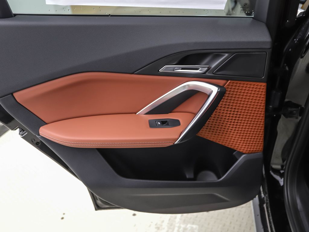 Thumbnail: 2026 BMW X1 - 20