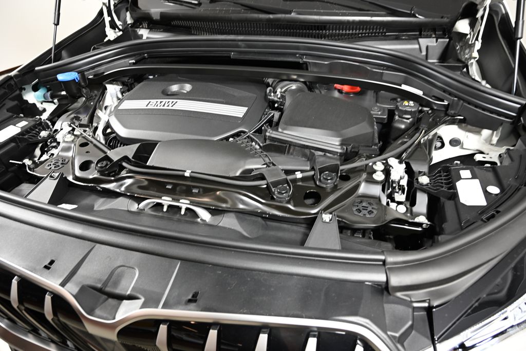 Thumbnail: 2025 BMW X1 - 27