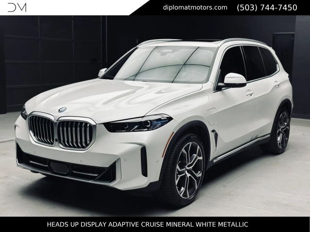 Mineral White Metallic 2025 BMW X5 xDrive50e AWD SUV / Crossover All-Wheel Drive 8-Speed Automatic
