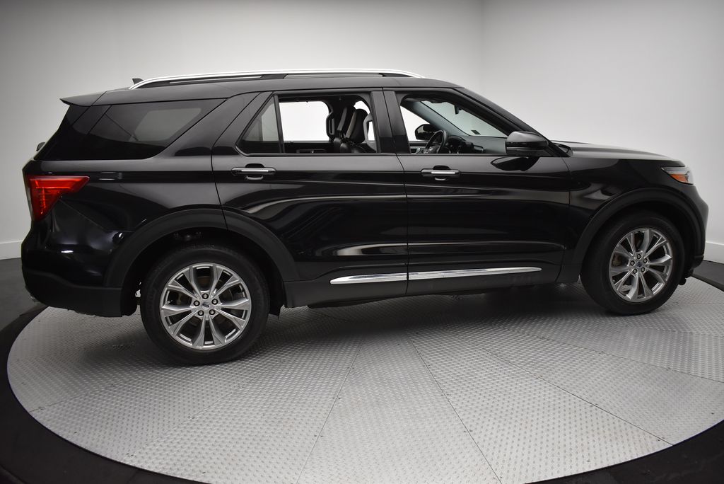 Thumbnail: 2022 Ford Explorer - 4