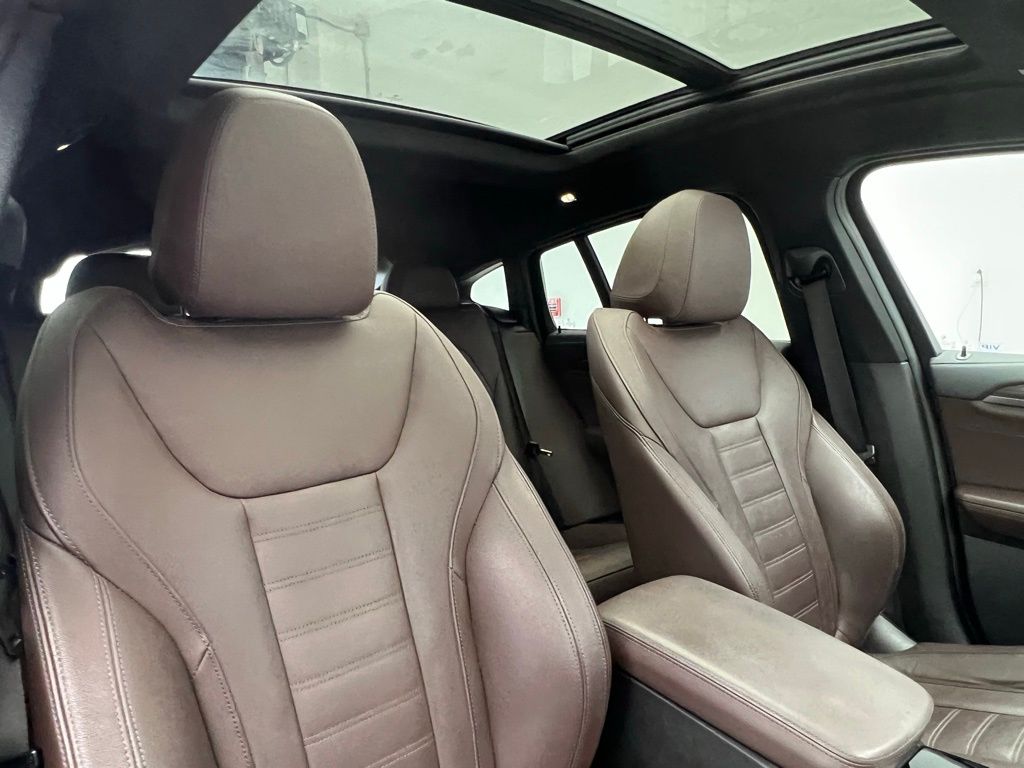 Thumbnail: 2019 BMW X4 - 7