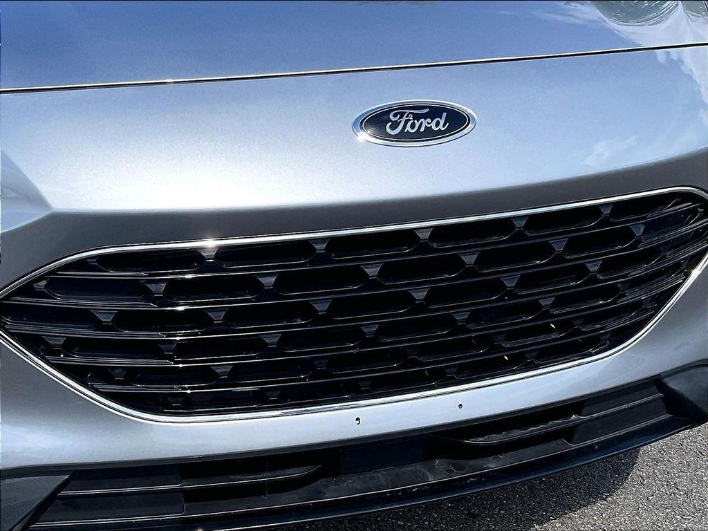 2022 Ford Escape — photo 30