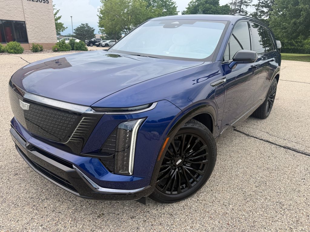  2026 Cadillac VISTIQ Sport AWD   