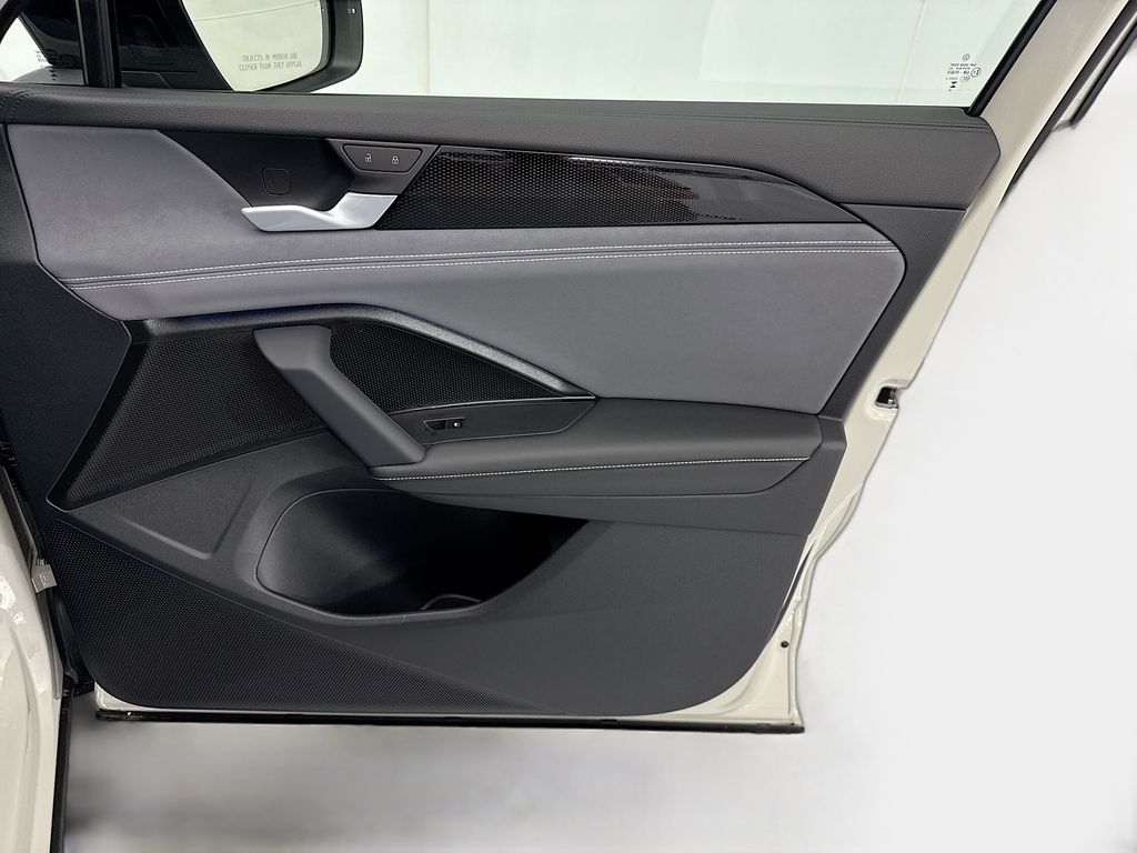 Thumbnail: 2026 Volkswagen Tiguan - 23