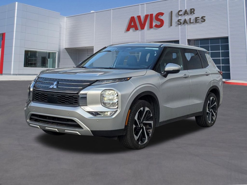 2024 Mitsubishi Outlander SE FWD