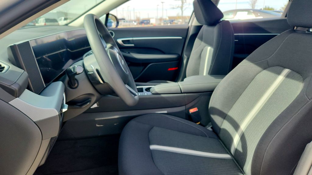 2026 Hyundai Sonata Hybrid