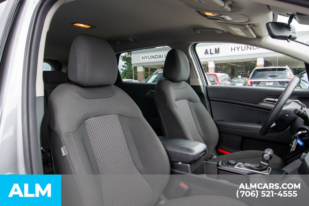 2024 Kia Sportage LX photo 19