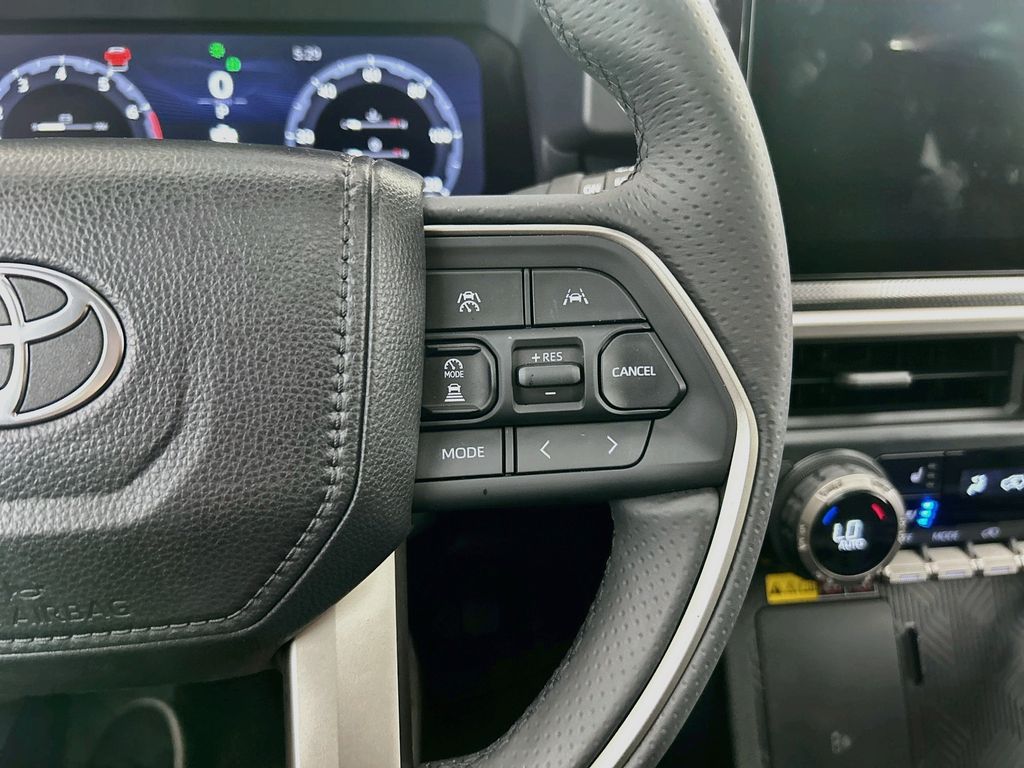 Thumbnail: 2026 Toyota 4Runner - 12