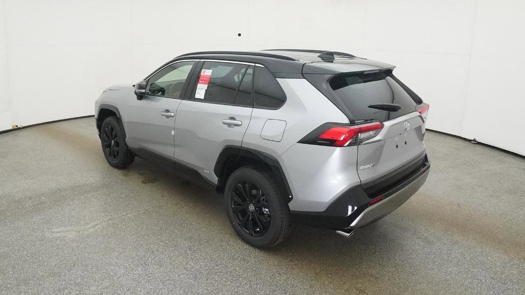 Thumbnail: 2025 Toyota RAV4 - 27