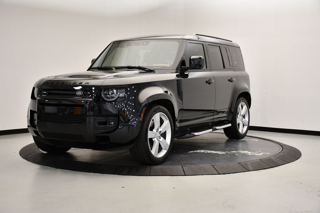 2024 Land Rover Defender X-Dynamic SE's photo