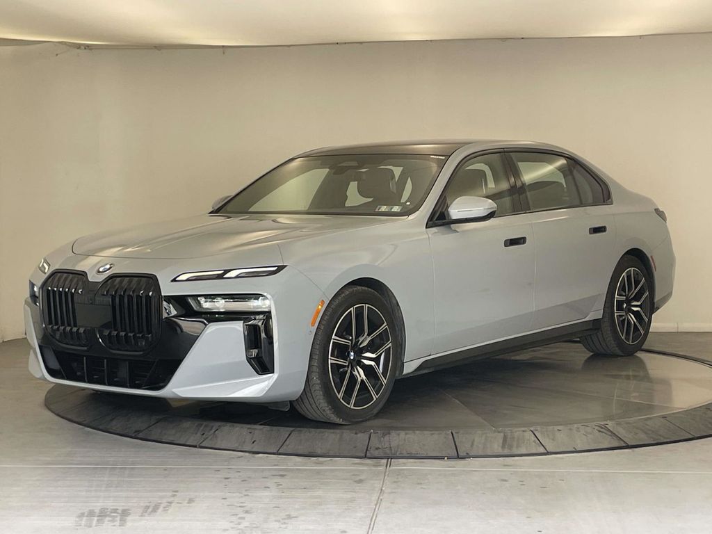 2023 BMW 7 Series 740i RWD