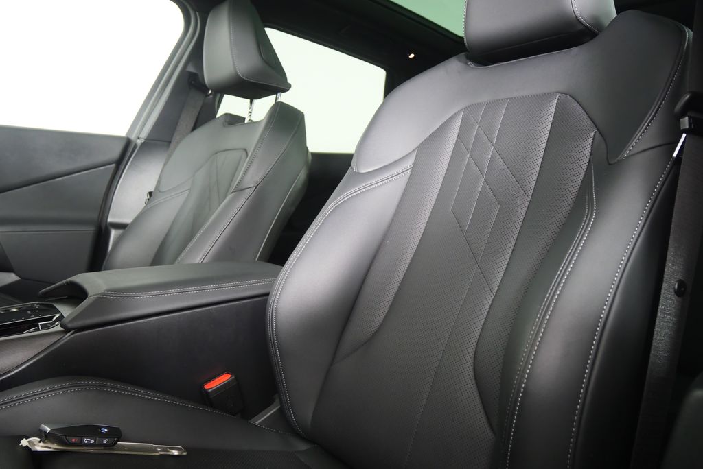 Thumbnail: 2025 BMW X3 - 10