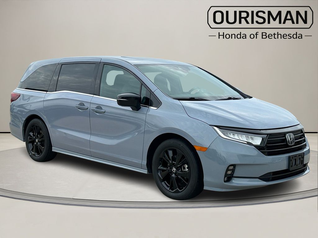 2023 Honda Odyssey SPORT's photo