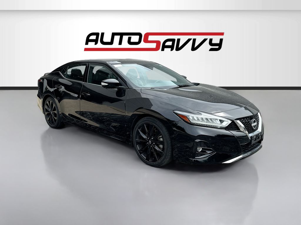 2023 Nissan Maxima SR's photo
