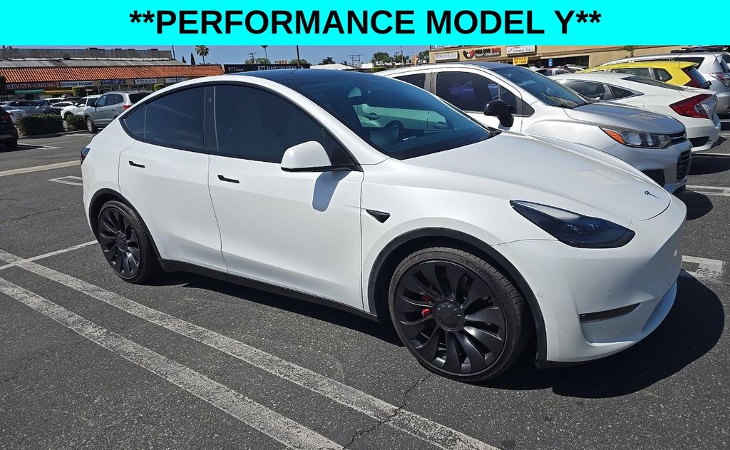 Used 2022 Tesla Model Y Performance with VIN 7SAYGDEF4NF349192 for sale in Oxnard, CA