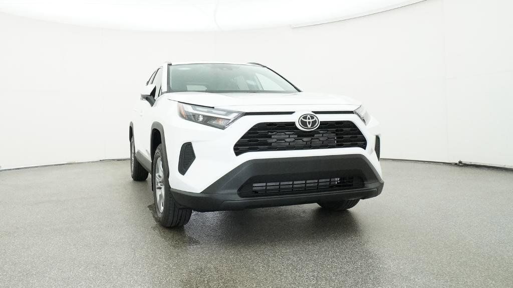 Thumbnail: 2025 Toyota RAV4 - 8
