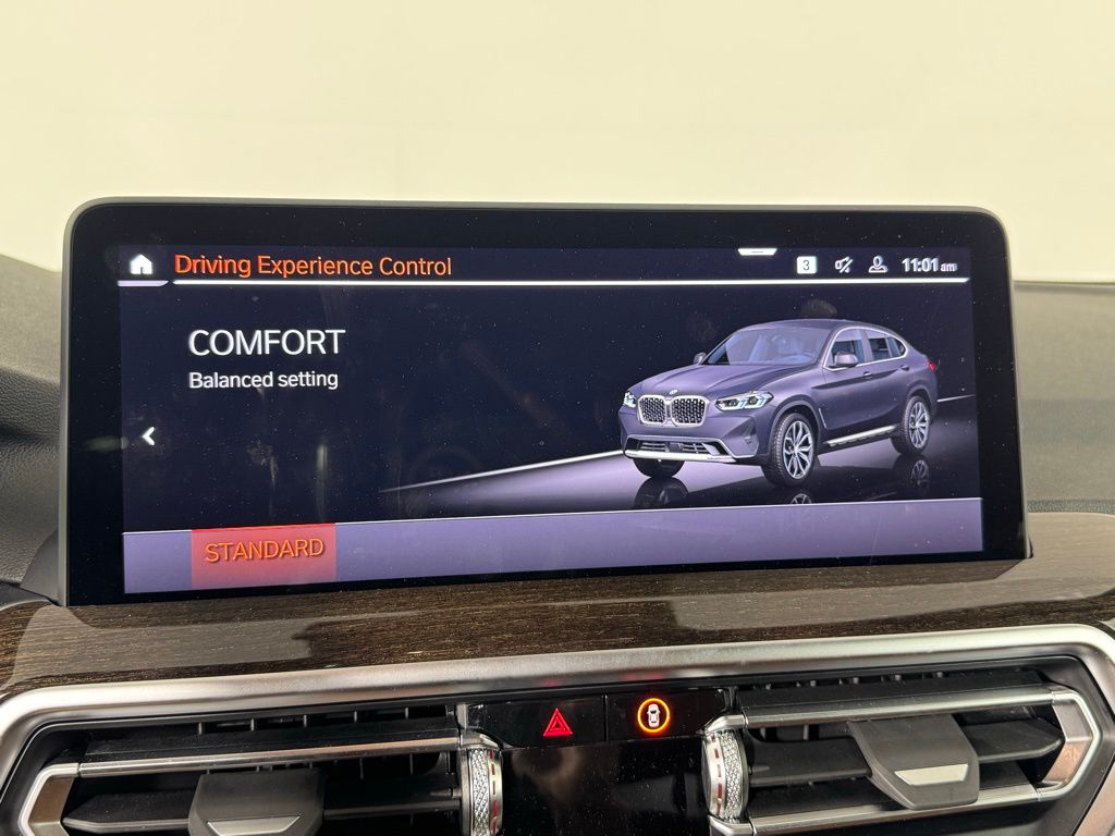 Thumbnail: 2025 BMW X4 - 21