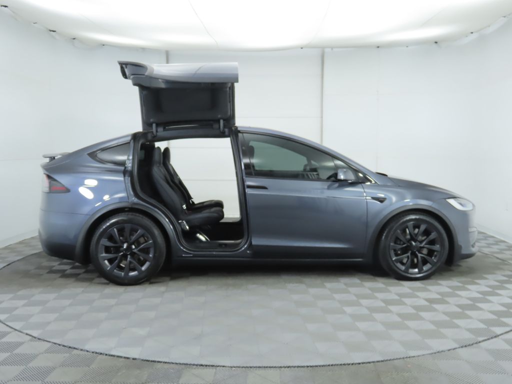 2022 Tesla Model X  12