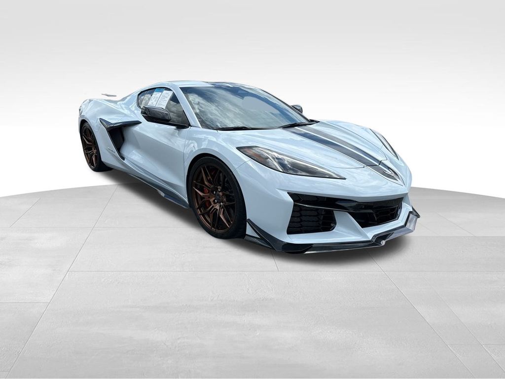 2024 Ceramic Matrix Gray Metallic Chevrolet Corvette Z06 RWD Coupe