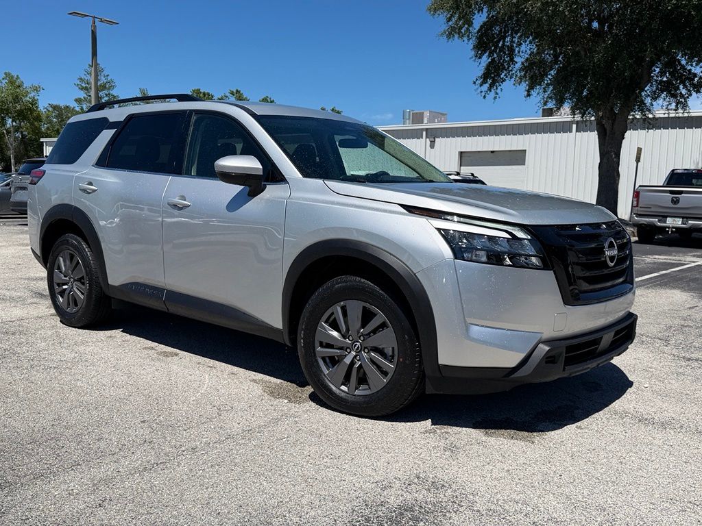 Used 2024 Nissan Pathfinder SUV