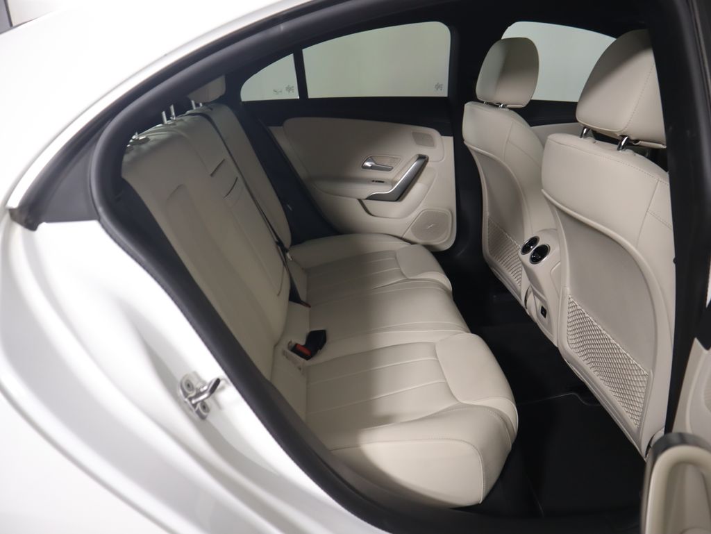 Thumbnail: 2025 Mercedes-Benz CLA - 23