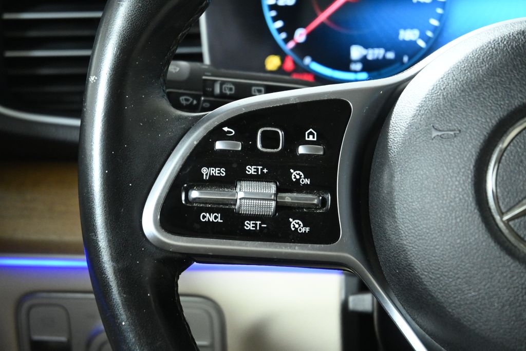 Thumbnail: 2022 Mercedes-Benz GLE - 18