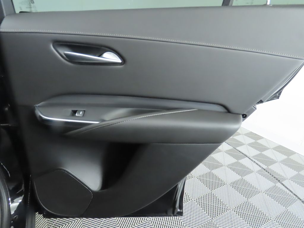 Thumbnail: 2025 Cadillac XT4 - 27