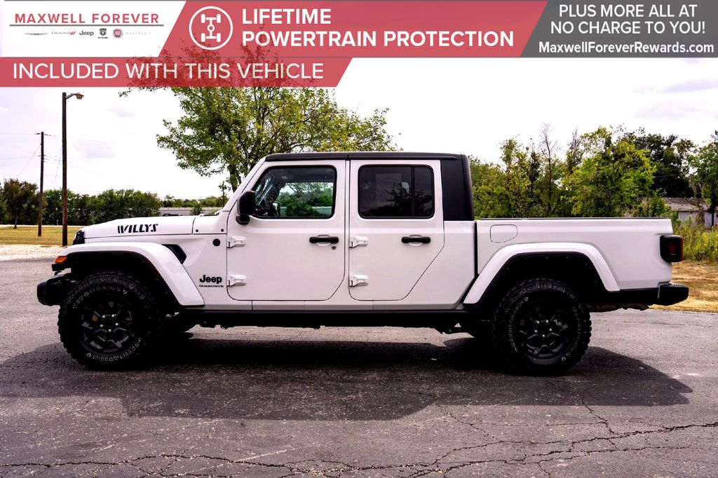 Used Car 2023 Jeep Gladiator  Willys For Sale Under $35,000 In Taylor, Texas