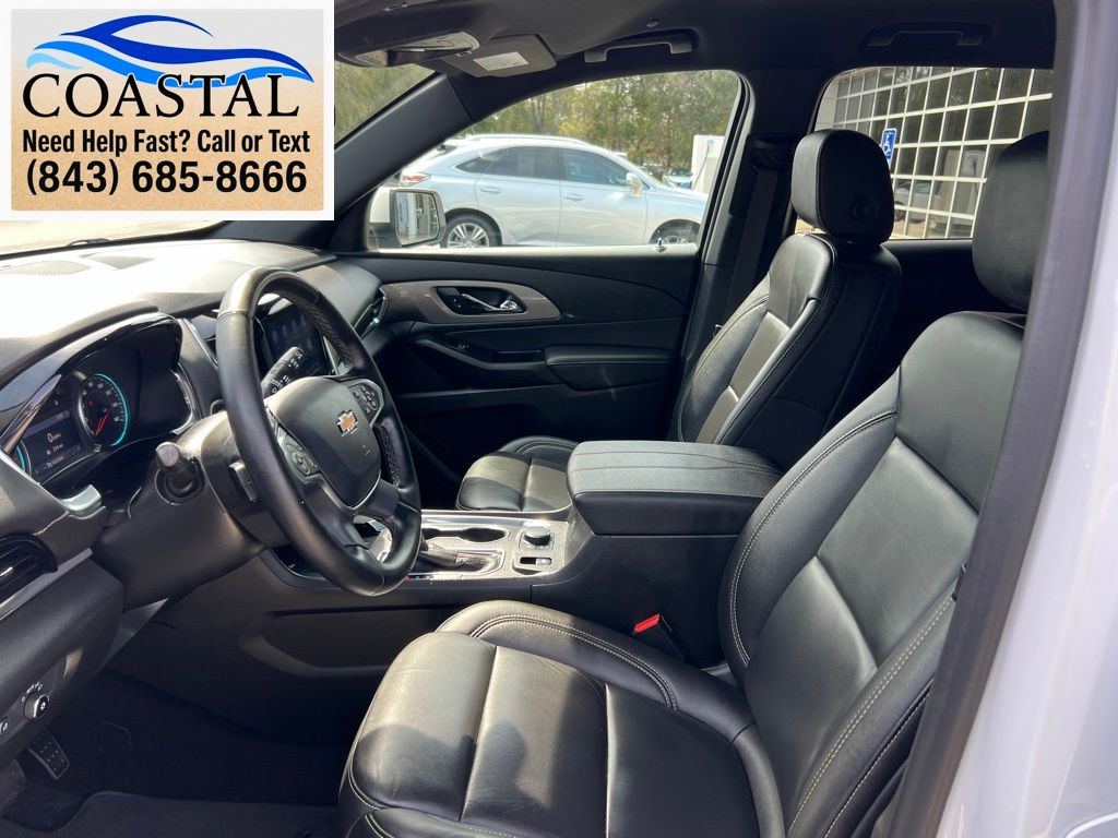 2023 Chevrolet Traverse LT Leather - 10