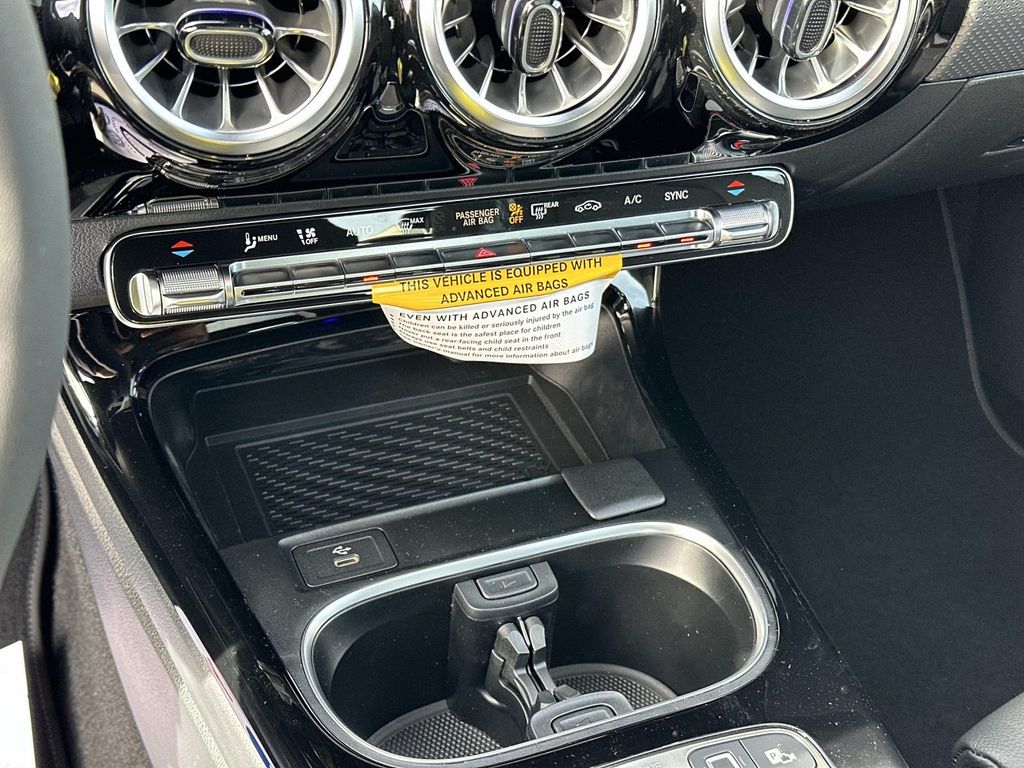 Thumbnail: 2026 Mercedes-Benz CLA - 10