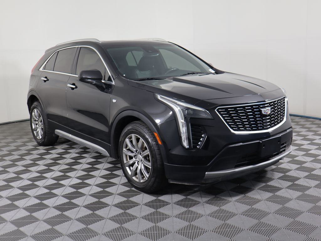 Thumbnail: 2019 Cadillac XT4 - 3