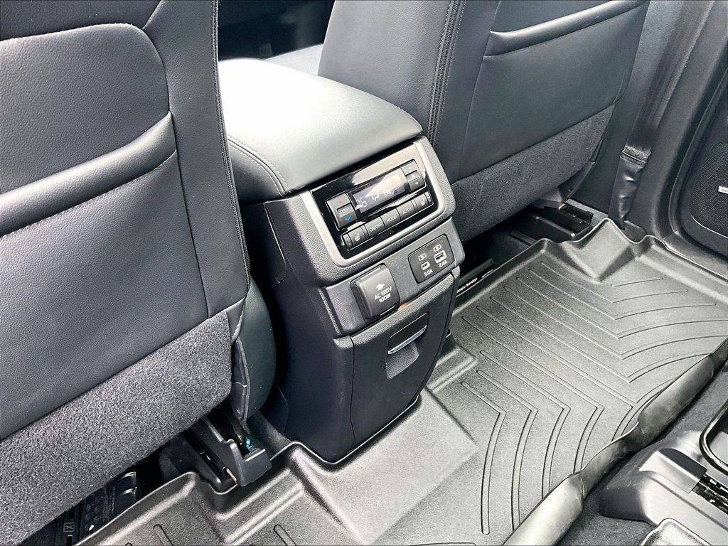 2024 Subaru Ascent — photo 30