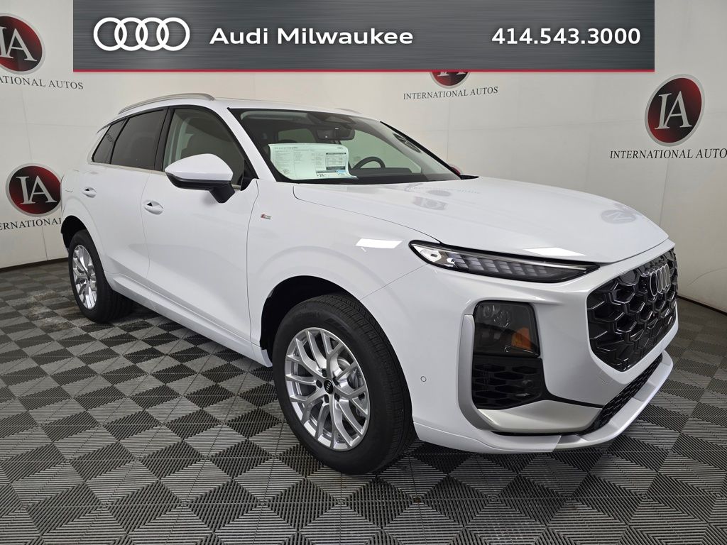 Glacier White Metallic 2026 Audi Q3 SUV / Crossover All-Wheel Drive 7-Speed Automatic
